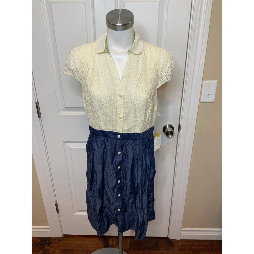 HD in Paris Dress W/ Cream Lace Top & Chambray Blue Denim Skirt, Size 10